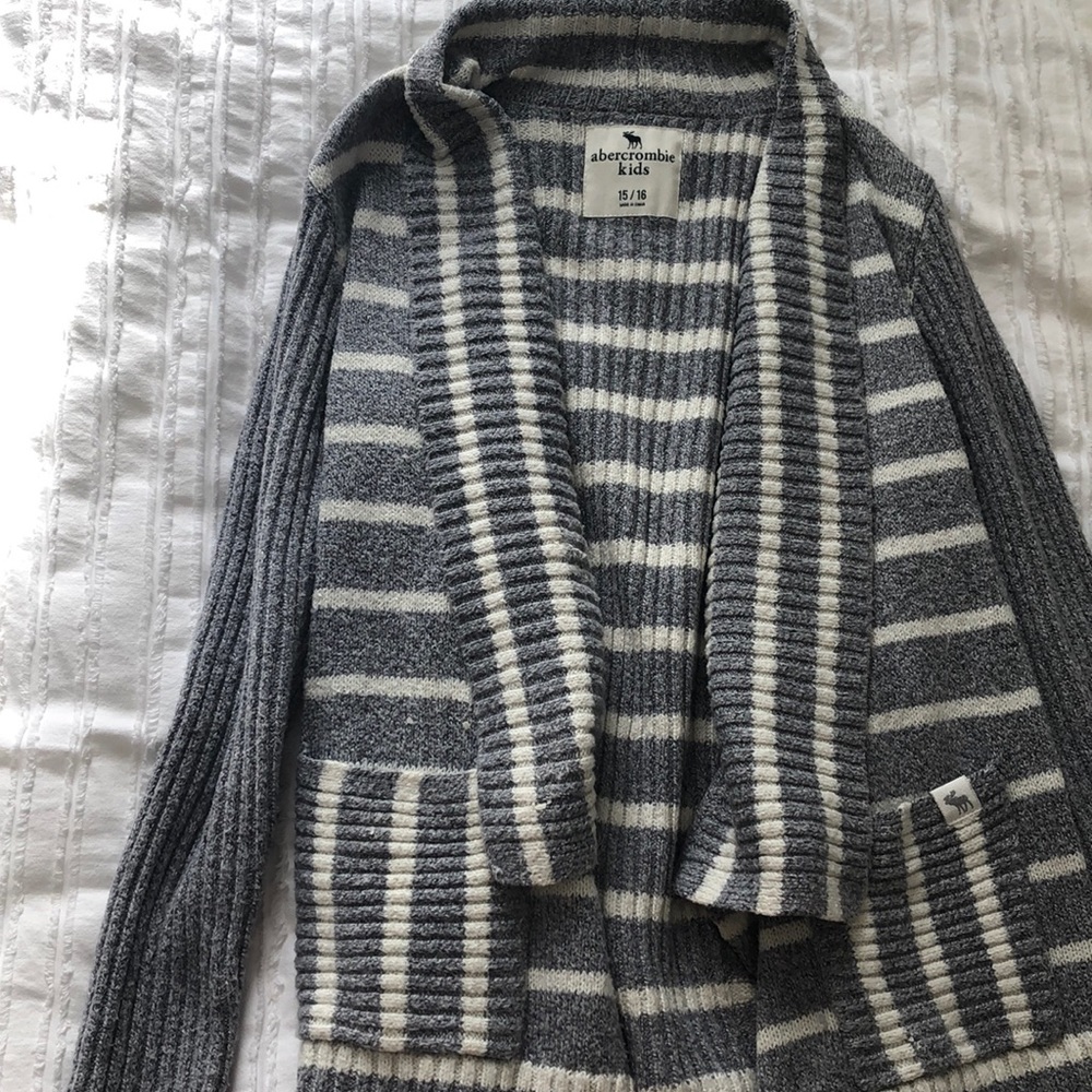 grey and white cardigan!
